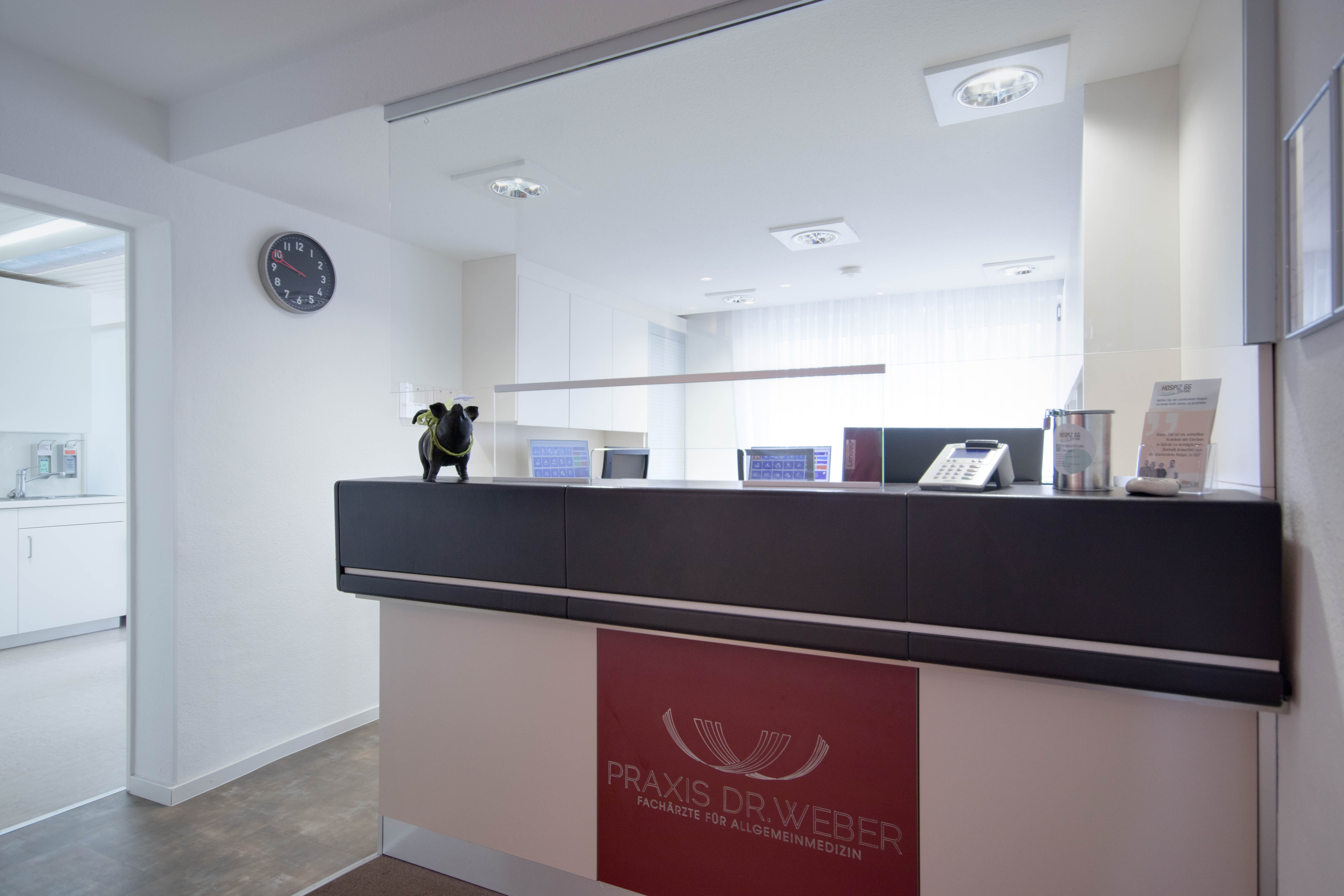 Praxis Dr. Weber Riedstadt - Empfang